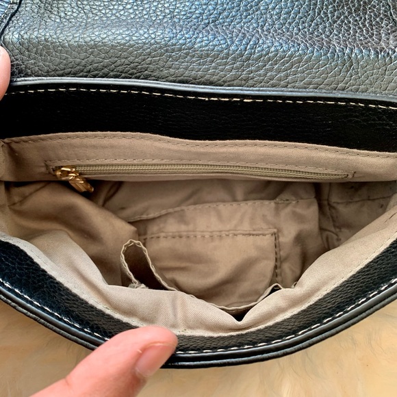 Soft Leather Crossbody Bag with Forget-Me-Not Beaded Patch - Picture 4 of 13